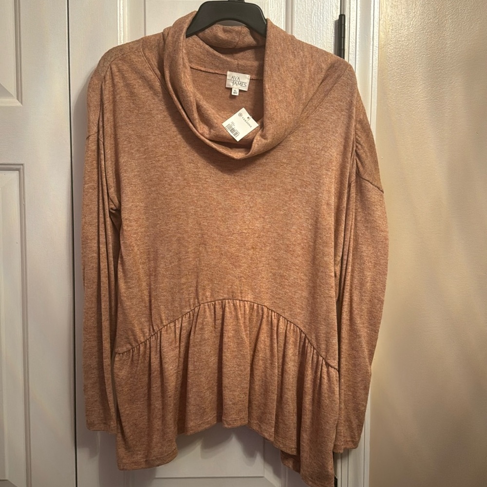 Ladies large droop turtleneck sweater XL, light mauve color